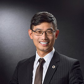脊椎保健達人:鄭雲龍 脊椎保健達人:鄭雲龍